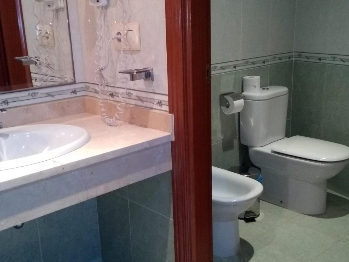 Apartamentos Don Juan Manilva Bagian luar foto