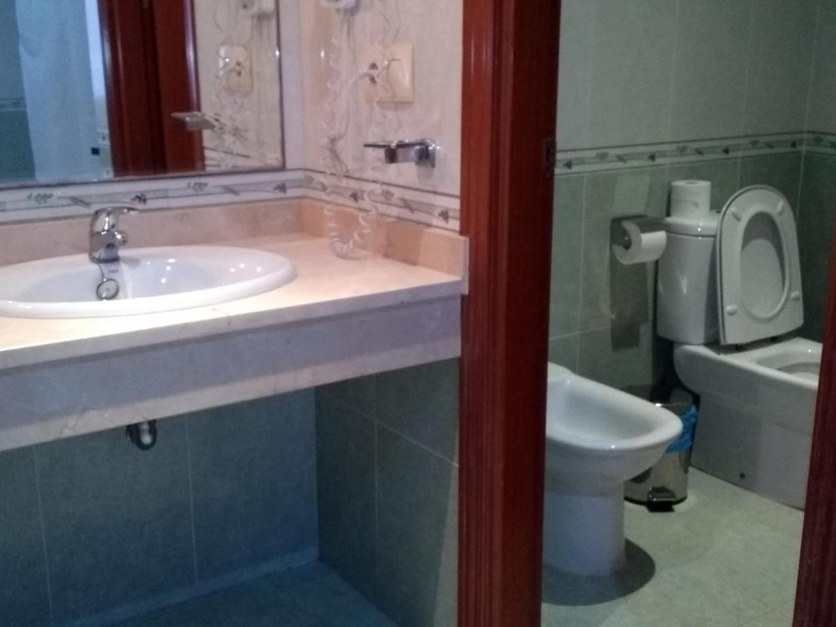 Apartamentos Don Juan Manilva Bagian luar foto