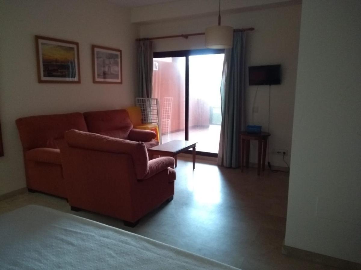 Apartamentos Don Juan Manilva Bagian luar foto